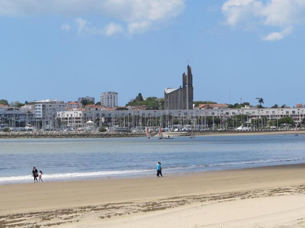 Royan - Studio Lumineux Au Calme - 30M De La Plage - Quartier Du Parc Esterno foto