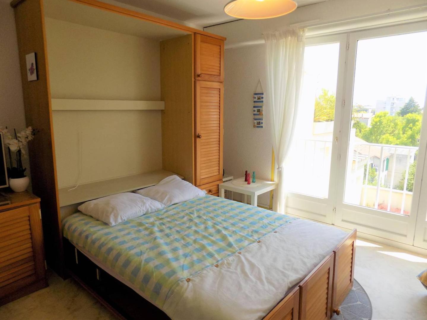 Royan - Studio Lumineux Au Calme - 30M De La Plage - Quartier Du Parc Esterno foto